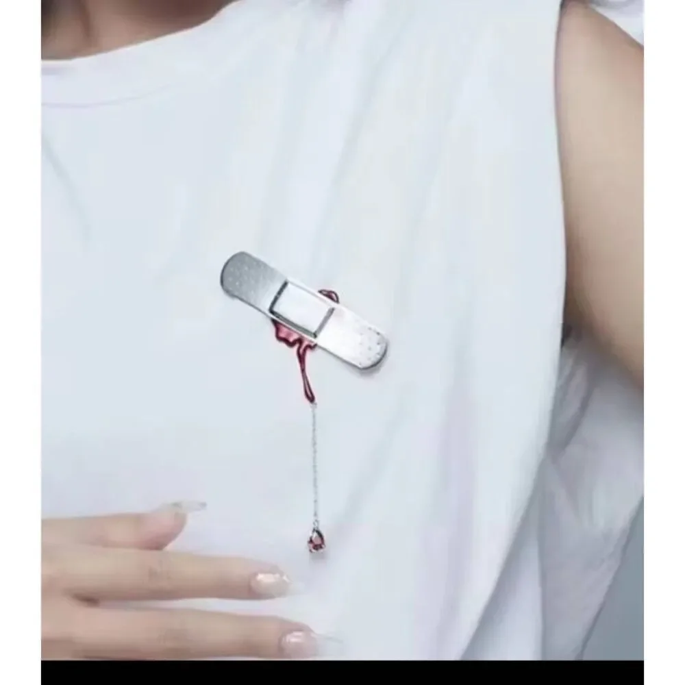 NWOT Band Aid Blood brooch pin - Picture 5 of 6